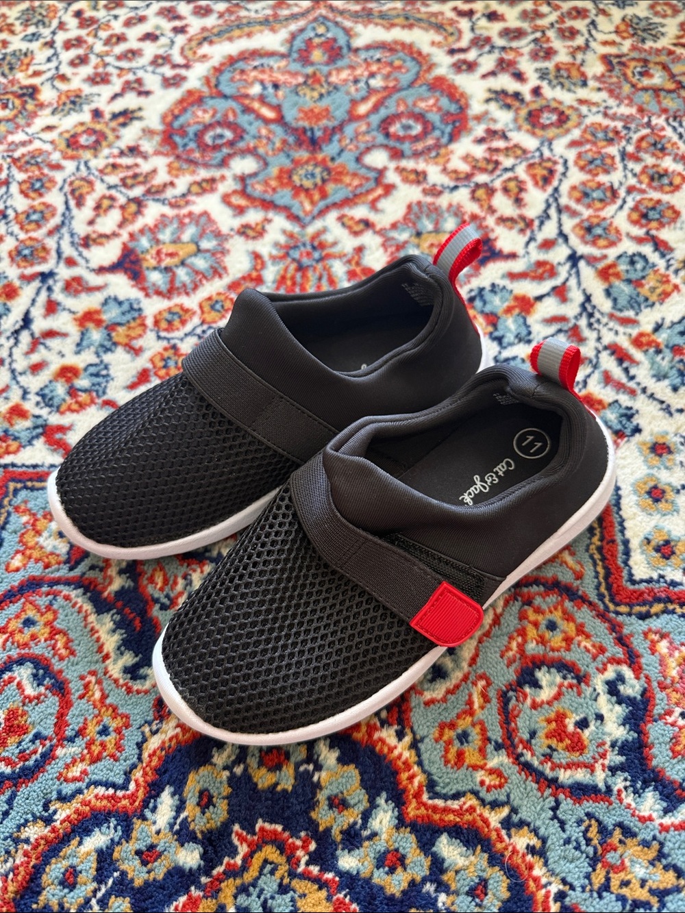 NWOT Cat and Jack boy sneakers